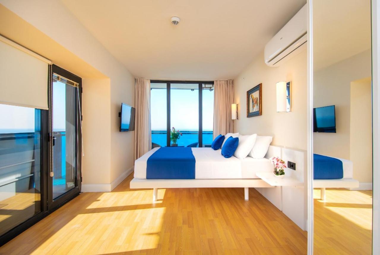 Orbi City Suite Sea View In Batumi Aparthotel Exterior foto